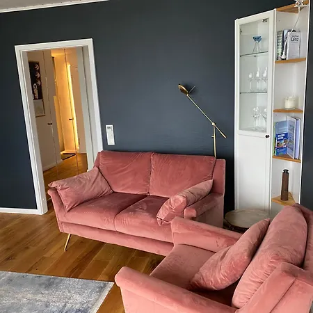 Yachthafen Apartment Schausende